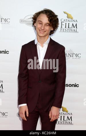 Santa Catalina Island, CA. 30 Sep, 2017. Wyatt Oleff in der Ankunftshalle für Catalina Film Festival - SA, Avalon Theater, Santa Catalina Island, CA 30. September 2017. Credit: Priscilla Grant/Everett Collection/Alamy leben Nachrichten Stockfoto