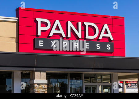 Indianapolis - ca. September 2017: Panda Express Fast zwanglosen amerikanischen chinesisches Restaurant. Panda Express verfügt über mehr als 1.700 Standorte II. Stockfoto