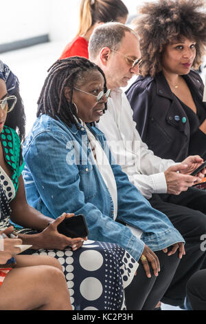 NEW YORK, NY - 10. September 2017: Whoopi Goldberg besucht die Denibi Frühling Sommer 2018 fashion show während der New York Fashion Week Stockfoto