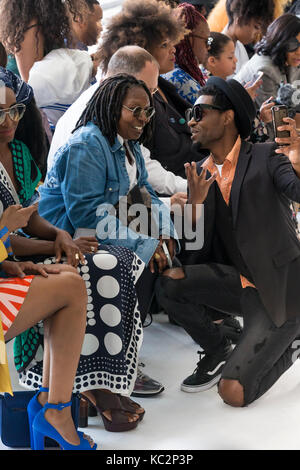NEW YORK, NY - 10. September 2017: Whoopi Goldberg besucht die Denibi Frühling Sommer 2018 fashion show während der New York Fashion Week Stockfoto