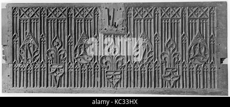 Thorax-SEITENAIRBAG VORNE, 15. Jahrhundert, Französisch, Eiche, Bügeleisen lock, Gesamt: 24 1/8 x 60 3/8 x 1 1/2 in. (61,3 x 153,4 x 3,8 cm), Holzarbeiten Stockfoto