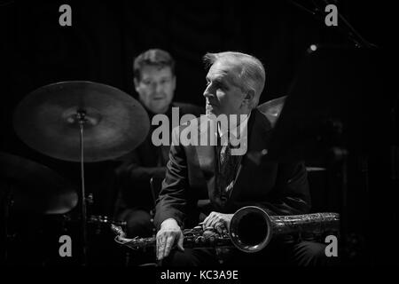 Der amerikanische jazz-Musiker und Saxophonist Scott Hamilton führt ein live-Konzert am Kosmopolit in Oslo. Norwegen, 23/03 2017. Stockfoto