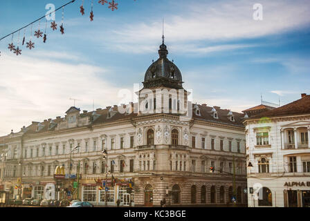 Arad, Rumänien - Januar 01, 2013: Teile der Gebäude Architektur in Arad, Rumänien Stockfoto