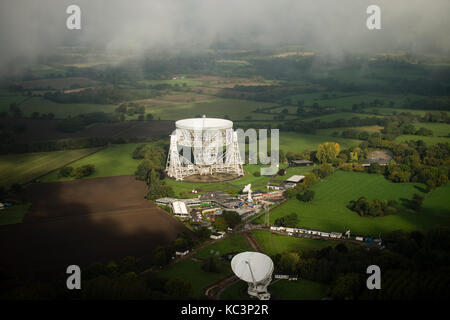 Luftbild Jodrell Bank während der Überholung Stockfoto