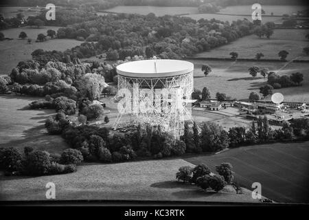 Luftbild Jodrell Bank während der Überholung Stockfoto