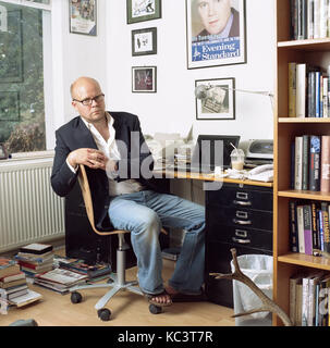 Toby Young, englischer Journalist und Autor in London England fotografiert, 7. August 2006 Stockfoto