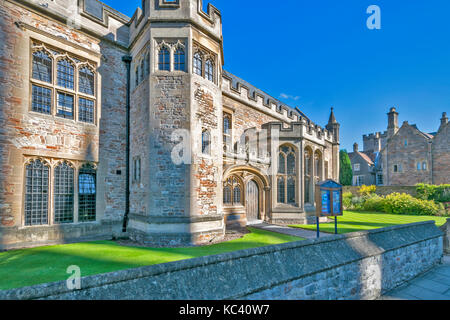 Brunnen STADT SOMERSET ENGLAND WELLS CATHEDRAL SCHOOL UND MUSIK FAKULTÄT Stockfoto