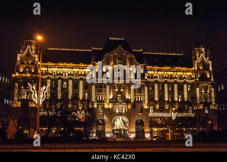 Budapest, Ungarn - 02 Januar, 2017: Das Gresham Palace ist ein Gebäude in Budapest, Ungarn, 1906 abgeschlossen Es ist heute das Four Seasons Hotel Buda Stockfoto