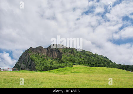 Berge in Südkorea, schöne Landschaft. Stockfoto