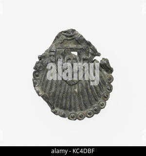 Pilgrim's Badge, 15. Jahrhundert, Französisch, Blei, Gesamt: 7/8 x 13/16 in. (2.3 x 2.1cm), Metalwork-Lead Stockfoto