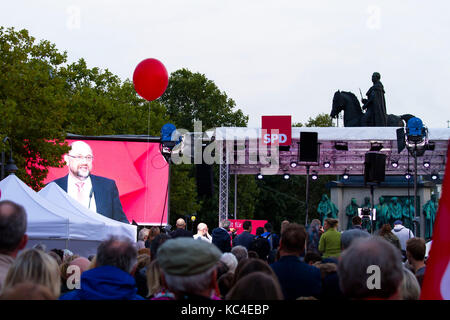 Deutschland, Köln, Martin Schulz SPD im Wahlkampf am Heumarkt, 21. September 2017. Deutschland, Köln, Martin Schulz SPD bei ei Stockfoto