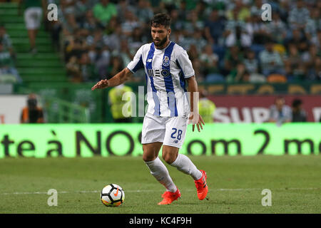 Lissabon, Portugal. 01 Okt, 2017. FC PortoÕs Verteidiger Felipe aus Brasilien während der Premier League 2017/18 Match zwischen Sporting CP und FC Porto, in Alvalade Stadion in Lissabon am 1. Oktober 2017. (Foto von Bruno Barros/DPI) Credit: Bruno Barros/Alamy leben Nachrichten Stockfoto