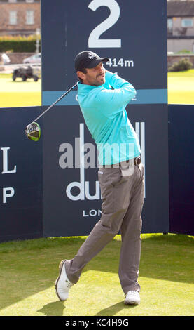 St AndrewsUK. 2. Okt 2017. Thomas Aiken spielt eine Praxis, die an der Alfred Dunhill Links Championship St Andrews Old Course Montag, 2. Oktober 2017 Credit: Derek Allan/Alamy leben Nachrichten Stockfoto