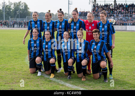 Atalanta Mozzanica team Gruppe Line-up, 30. SEPTEMBER 2017 - Fußball: Atalanta Mozzanica team Group Shot (obere Reihe - L bis R) Andrea Scarpellini, Giorgia Motta, Giulia Rizzon, Eleonora Piacezzi, Gaelle Thalmann, Lisa Alborghetti, (Untere Reihe - L bis R) Michela Ledri, Valeria Pirone, Daniela Stracchi, Valeria Monterubbiano, Giorgia Pellegrinelli und Atalanta Mozzanica vor der italienischen Frauen Serie ein Match zwischen Atalanta Mozzanica CFD 0-3 Juventus im Stadio Comunale in Mozzanica, Italien. (Foto von Maurizio Borsari/LBA) Stockfoto