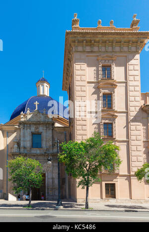 Valencia Kunstmuseum Spanien, Blick auf den Haupteingang des Museo de Bellas Artes Kunstmuseum in Valencia, Spanien. Stockfoto
