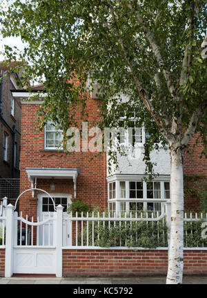 Ein Haus in 9 Blenheim Straße in Bedford Park, einem Naturschutzgebiet in Chiswick, London, UK Stockfoto