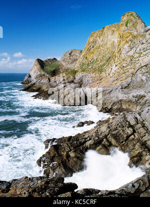 Paviland Klippe, der Gower, South Wales. Teil von Kalkstein Coastal behält sich von Rhossili zu Port Eynon. Lage von Ziegen Loch Höhle. Stockfoto