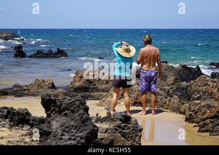 Ehepaar am Meer, Strand, Maui Kamaole 2 Stockfoto