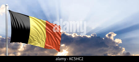 Belgien wehende Flagge auf blauen Himmel. 3D-Darstellung Stockfoto