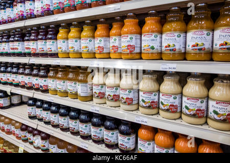 Washington DC, MOM's Organic Market, Lebensmittelgeschäft, Supermarkt, Shopping Shopper Shopper Geschäfte Geschäfte Märkte Marktplatz Kauf Verkauf, Einzelhandel Store stor Stockfoto