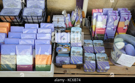 Lavendel Geschenke für Verkauf in Avignon, Frankreich Stockfoto