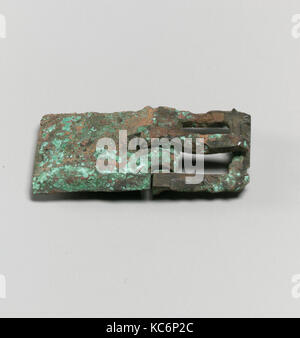 Schnalle, Bronze, Andere: 1 13/16-in. (4.6 cm), Bronzen Stockfoto