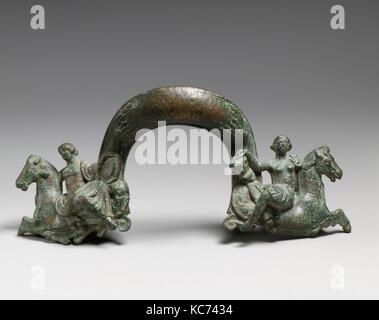 Bronze in der einen und einem flachen Becken, späten Klassik, 4.Jahrhundert V.CHR., Griechischer, Bronze, Länge 7 cm. (18,7 cm), Bronzen Stockfoto