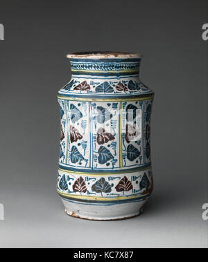 Apotheke Jar, 1450-70, in Montelupo, Toskana, Italien, Italienisch, Zinn - glasierte Irdenware, Gesamt: 9 1/8 x 5 9/16 in. (23,1 x 1 Stockfoto