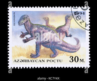 Briefmarke aus Aserbaidschan, iguanodon Stockfoto