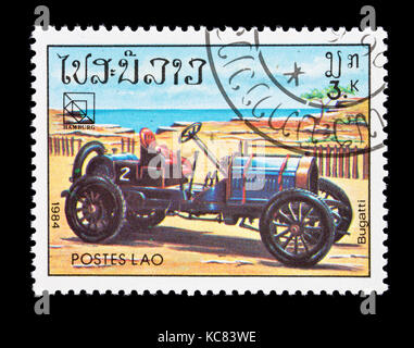 Briefmarke aus Laos, ein Bugatti Stockfoto