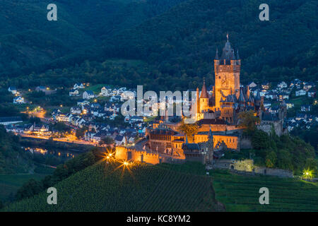 Cochem Cochem Burg ist mehr als eine Burg. Es ist der größte Berg-Burg an der Mosel, Deutschland. Stockfoto