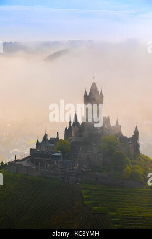 Reichsburg Cochem ist mehr als ein Schloss. Es ist die größte Hill - Burg an der Mosel, Deutschland.