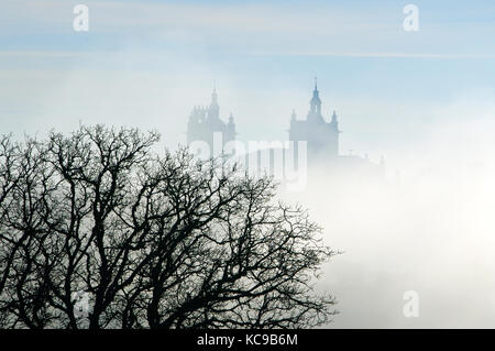 Ein nebeliger Morgen in Miranda do Douro. Trás-os-Montes, Portugal Stockfoto