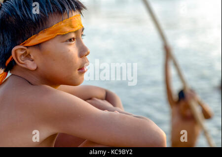 Laos. Vang Vieng. Provinz von Vang Vieng. Portrait einer jungen Lao Boy Stockfoto