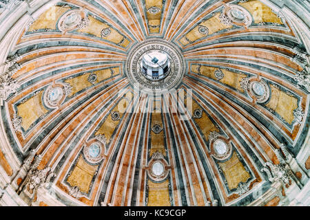 Estrela Basilica (königlichen Basilika und Kloster des Heiligsten Herzens Jesu) Dome in Lissabon, Portugal Stockfoto