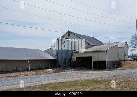 Melkstand und freestall Scheune Gebäude der Molkerei, Pennsylvania Stockfoto