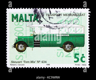 Briefmarke aus Malta, die Stewart Tom MIX-Bus. Stockfoto