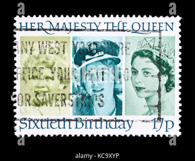 Briefmarke aus Großbritannien, drei Fotos von Königin Elizabeth II in verschiedenen Altersstufen, für Ihr silbernes Jubiläum. Stockfoto