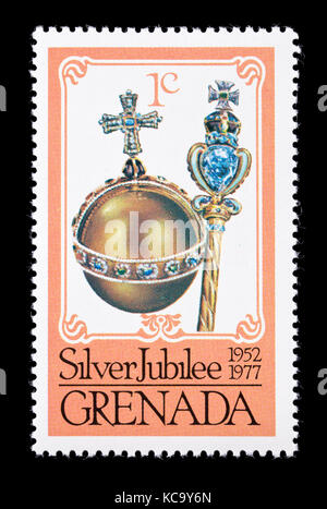 Briefmarke von Grenada mit einem Reichsapfel und Zepter, silbernen Jahrestag der Krönung von Königin Elizabeth II. Stockfoto