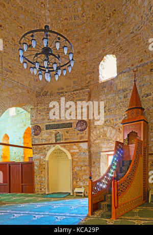 Antalya, Türkei - Mai 12, 2017: Die zentralen Objekte der alaaddin Moschee, auch als yivliminare oder Ulu Cami (Große Moschee) - Minibar (Nische in der Wand bekannt) Stockfoto