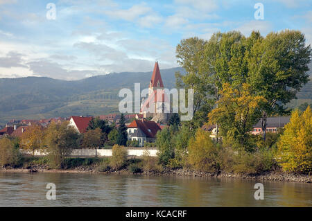 Wachau, Österreich: Weissenkirchen, im Herzen der Österreichischen Weinbaugebiet. Bereich gedacht wird, die Herkunft der Riesling, ein Stockfoto