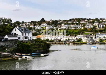 Noss Mayo, Devon, Großbritannien. 3. Okt, 2017. de Wetter. Eine Ansicht von Newton Creek an Noss Mayo in Devon in Richtung Newton ferrers an einem warmen, sonnigen Herbst Tag. Photo Credit: Graham Jagd-/alamy leben Nachrichten Stockfoto