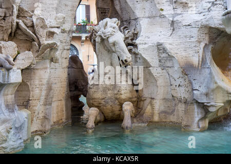 Brunnen der vier Flüsse auf der Piazza Navona, Rom Stockfoto