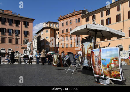 ROMA, ITALIEN - 3. APRIL: Jugendliche treffen sich am 3. April 2013 auf der Treppe zwischen Piazza Di Spagna und Trinita dei Monteii in Rom, Italien: Stockfoto