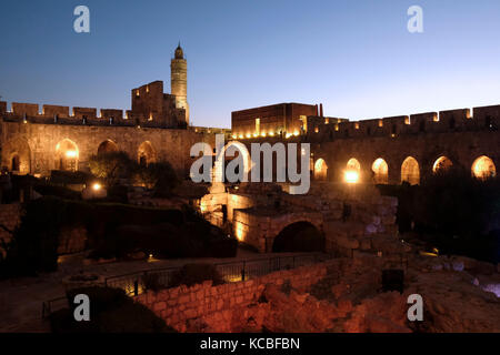 Innenhof der befestigten Turm Davids, auch bekannt als das Jerusalem Zitadelle am westlichen Rand der alten Stadt von Ost-Jerusalem Israel Stockfoto