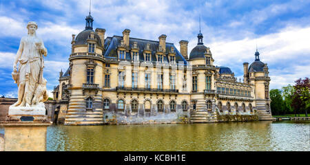 Eindrucksvolles Chateau de Chantilly, Panoramaaussicht, Frankreich. Stockfoto