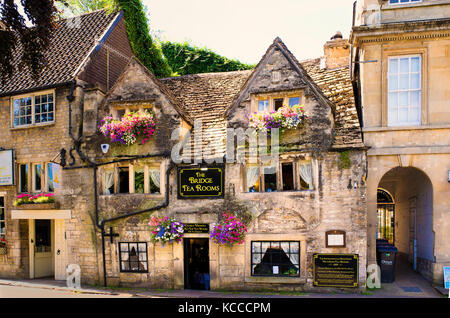 Vor der Brücke Kaffee Zimmer in Braddford auf Avon Wiltshire England UK EU Stockfoto