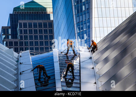 Fenster Scheiben auf dem Oculus am World Trade Center, Downtown Manhattan, New York Stockfoto