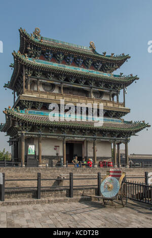 Ying xun Gate Tower auf der Stadtmauer, alte Stadt von Pingyao, Shanxi, China Stockfoto