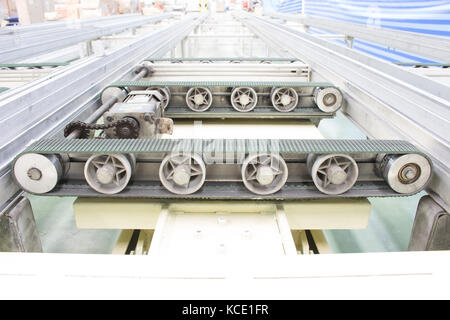 Das Rad Förderband kleine/Kurze, an der Industrie. Stockfoto